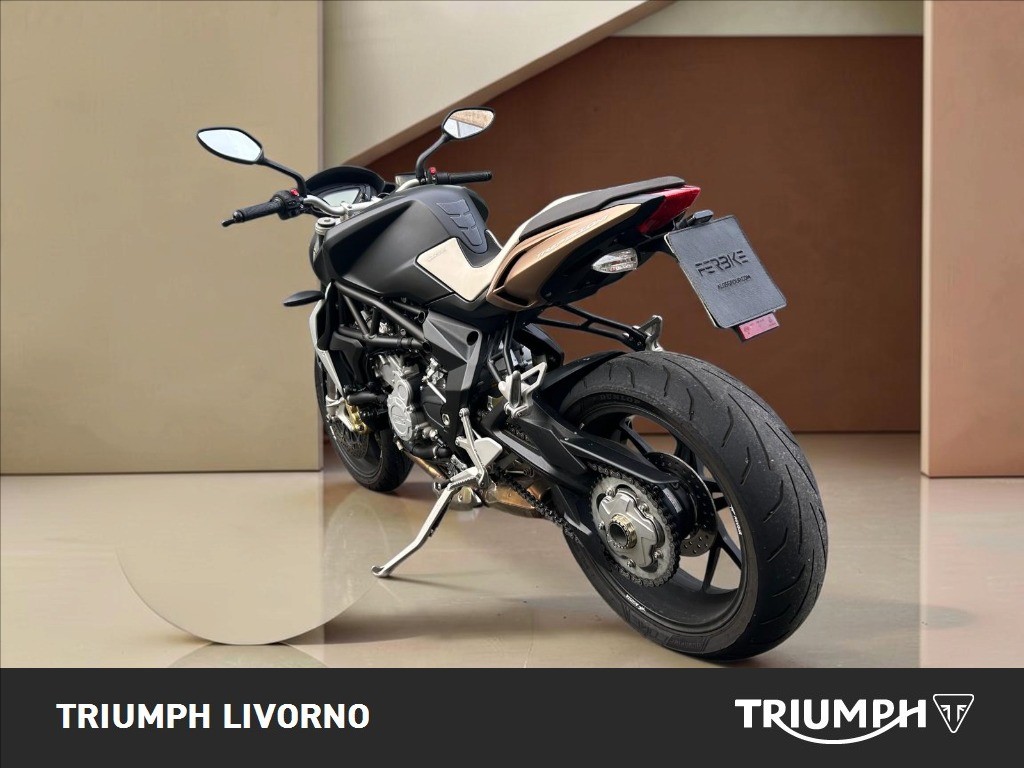 MV AGUSTA Brutale 675 