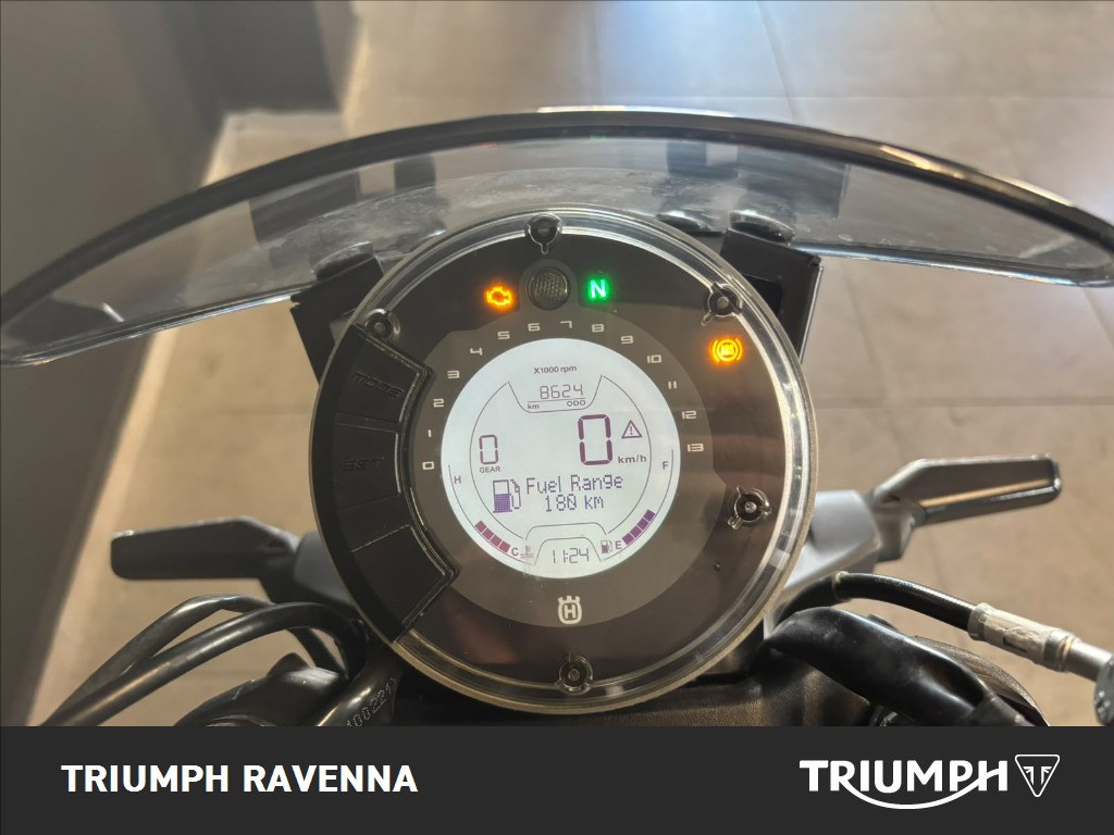 HUSQVARNA Vitpilen 401 4T