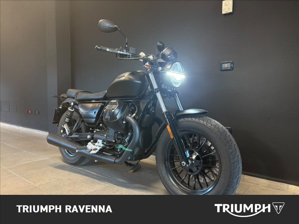 MOTO GUZZI V9 850 Bobber