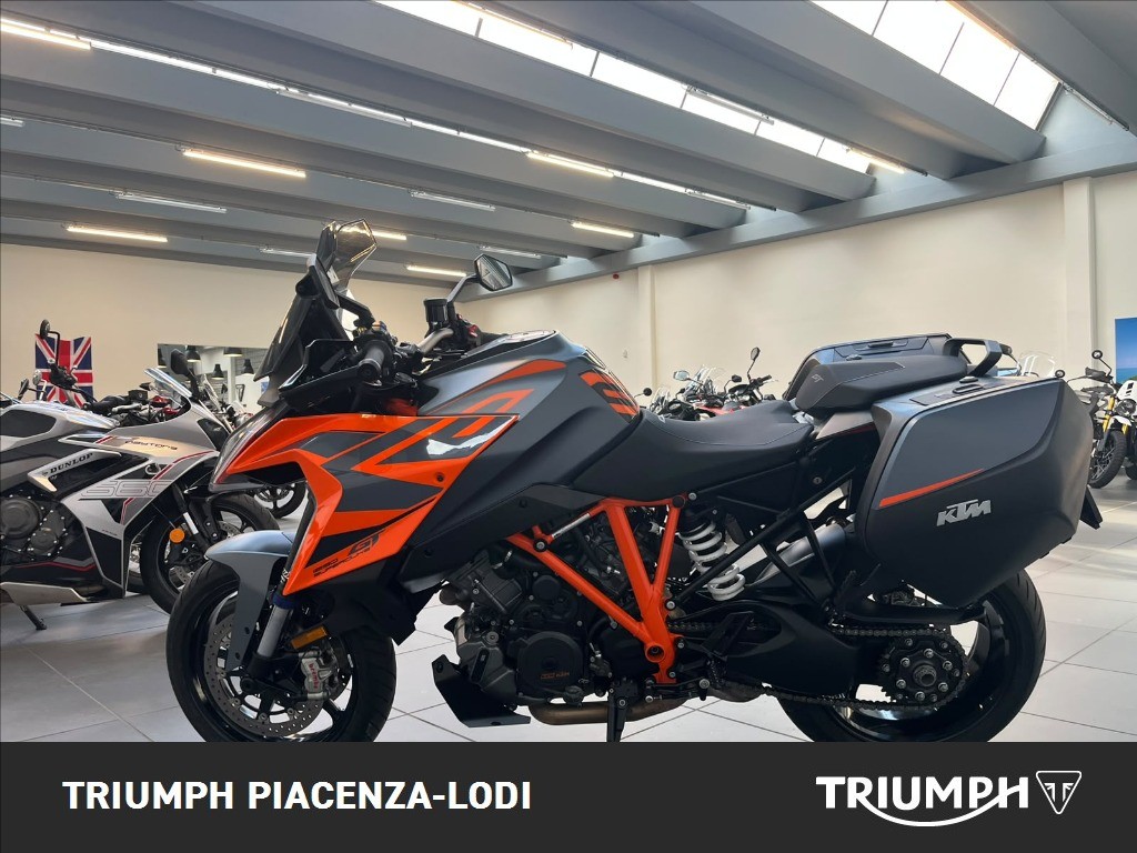 KTM 1290 Super Duke GT