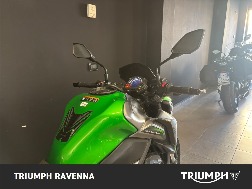 KAWASAKI Z 900 