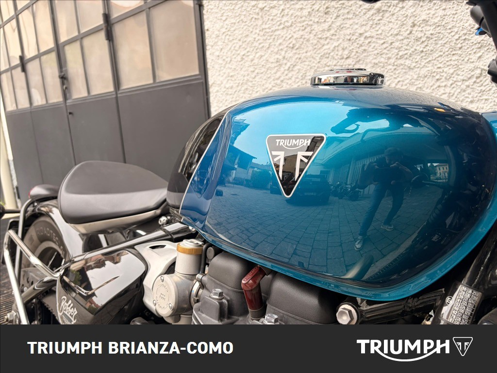 TRIUMPH Bonneville 1200 Bobber 