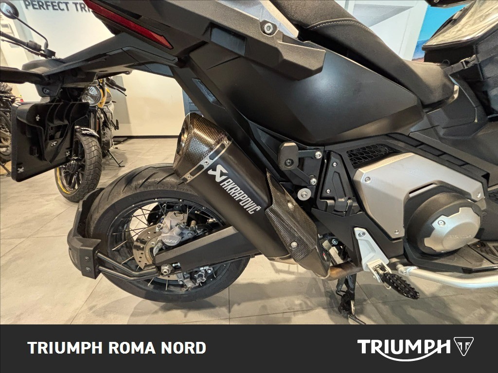 HONDA X-ADV 750 DCT Abs