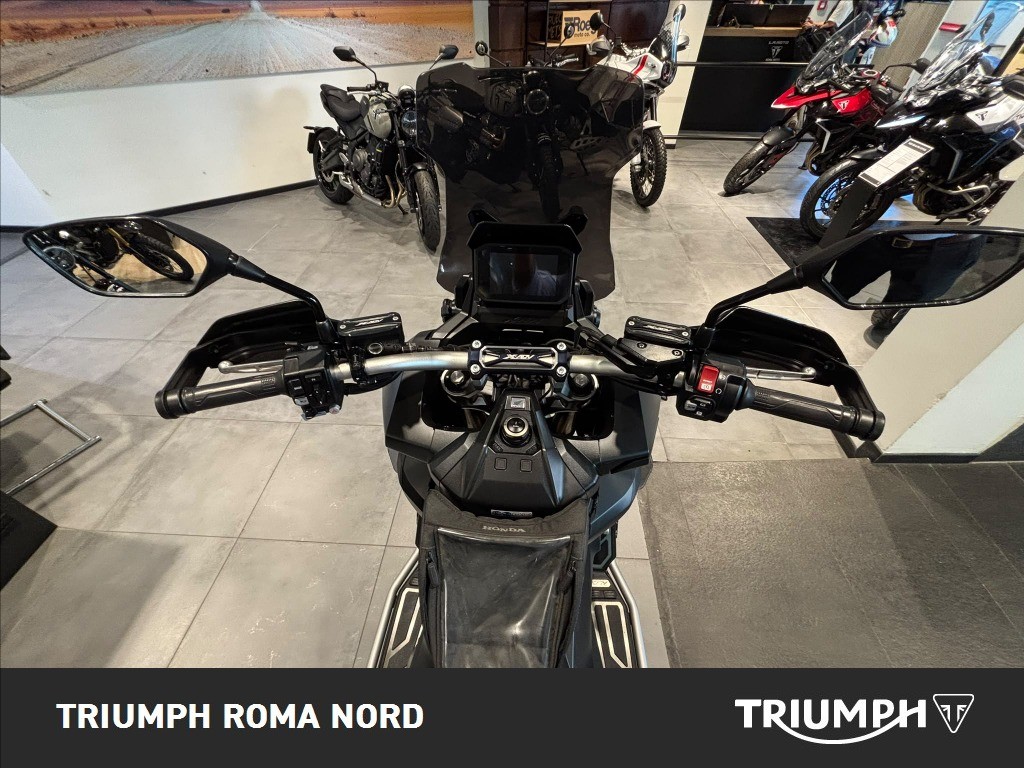 HONDA X-ADV 750 DCT Abs