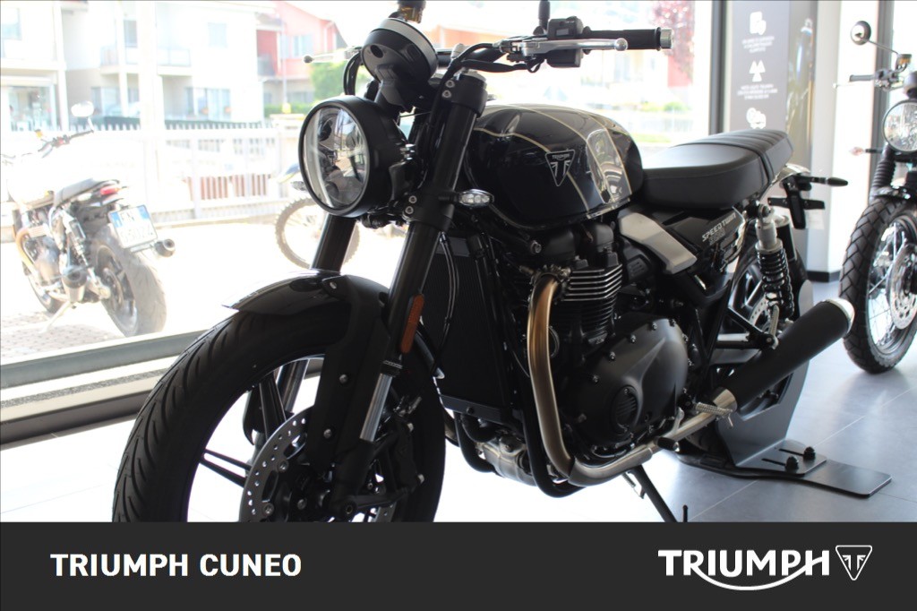TRIUMPH Speed Twin 900 Phantom Black/Aurum Gold Abs
