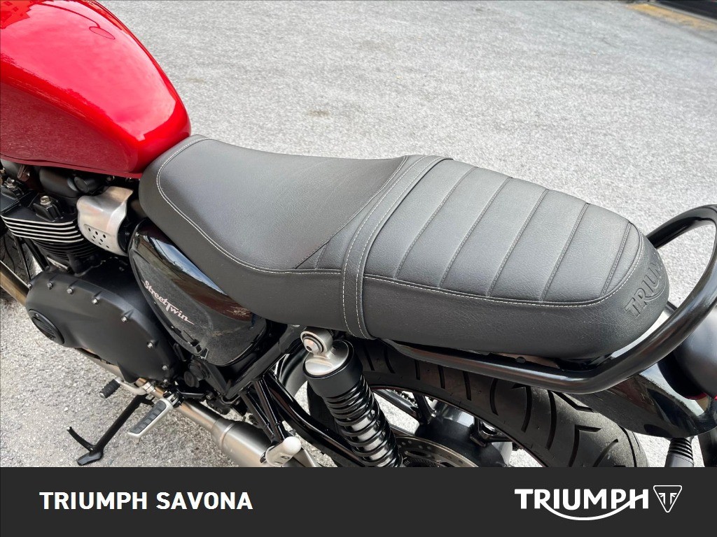 TRIUMPH Street Twin 900 