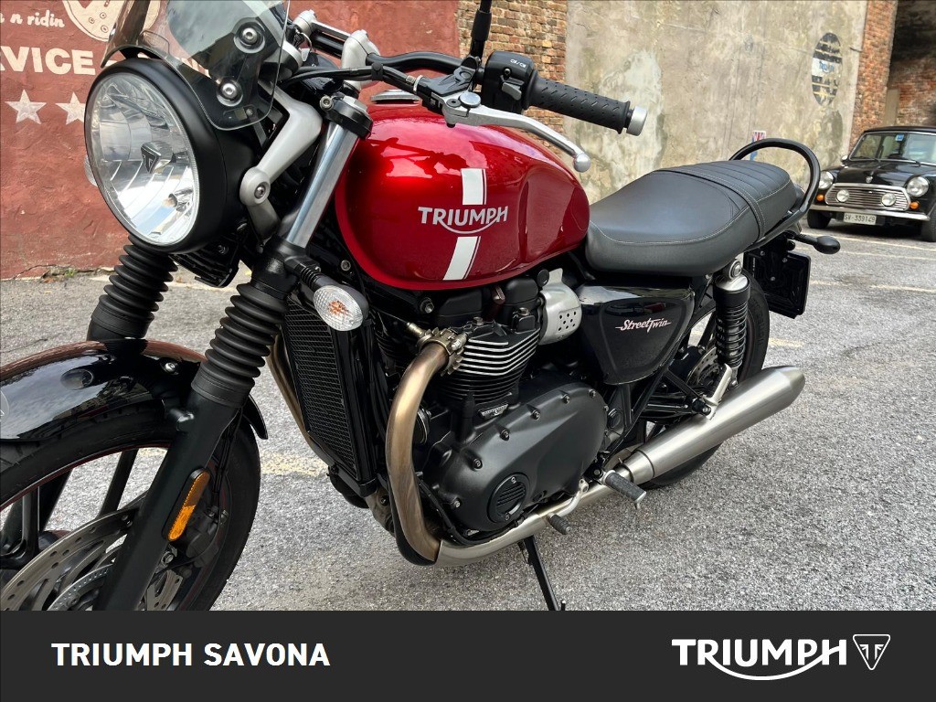 TRIUMPH Street Twin 900 