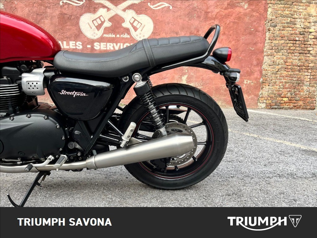 TRIUMPH Street Twin 900 
