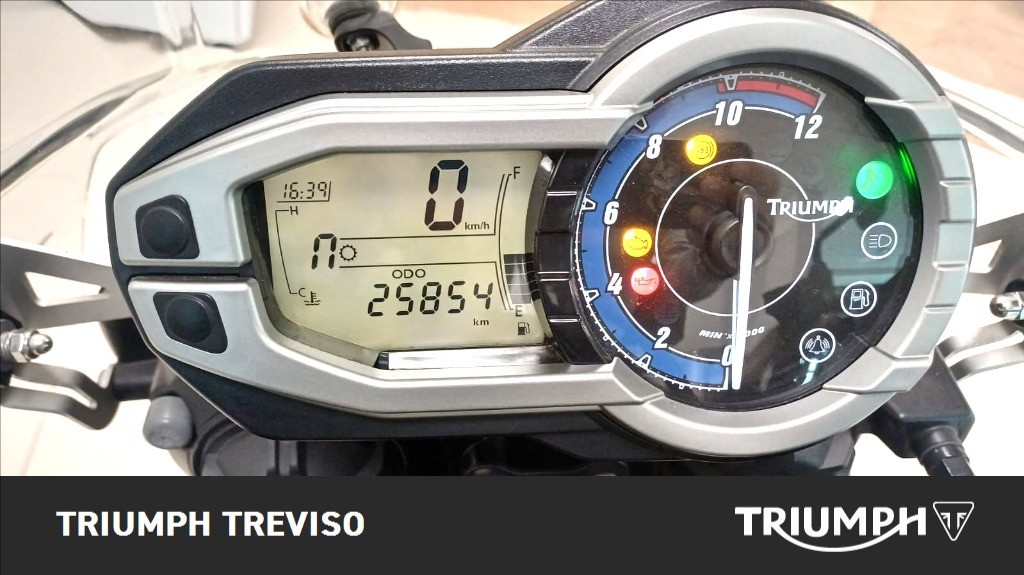 TRIUMPH Tiger 800 Abs