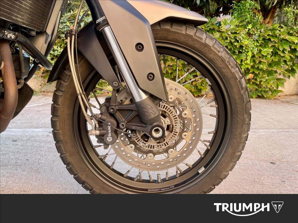 MOTO MORINI X Cape 650 cerchi a raggi Abs