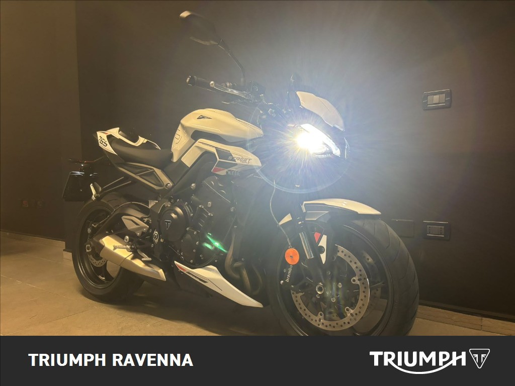 TRIUMPH Street Triple 765 R
