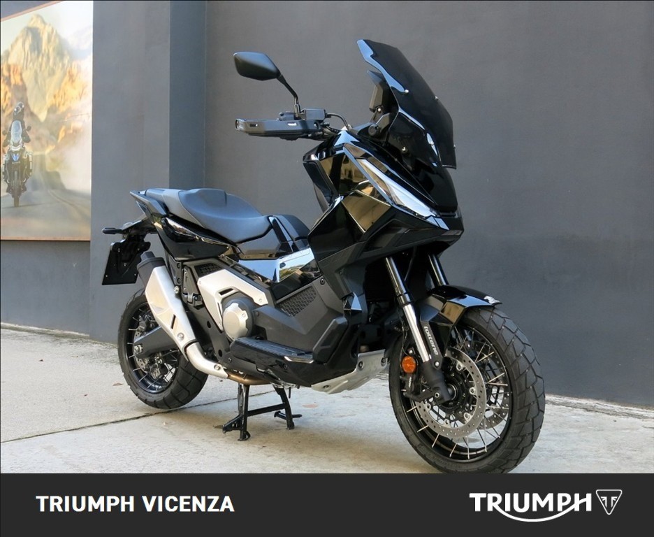 HONDA X-ADV 750 DCT Abs #1