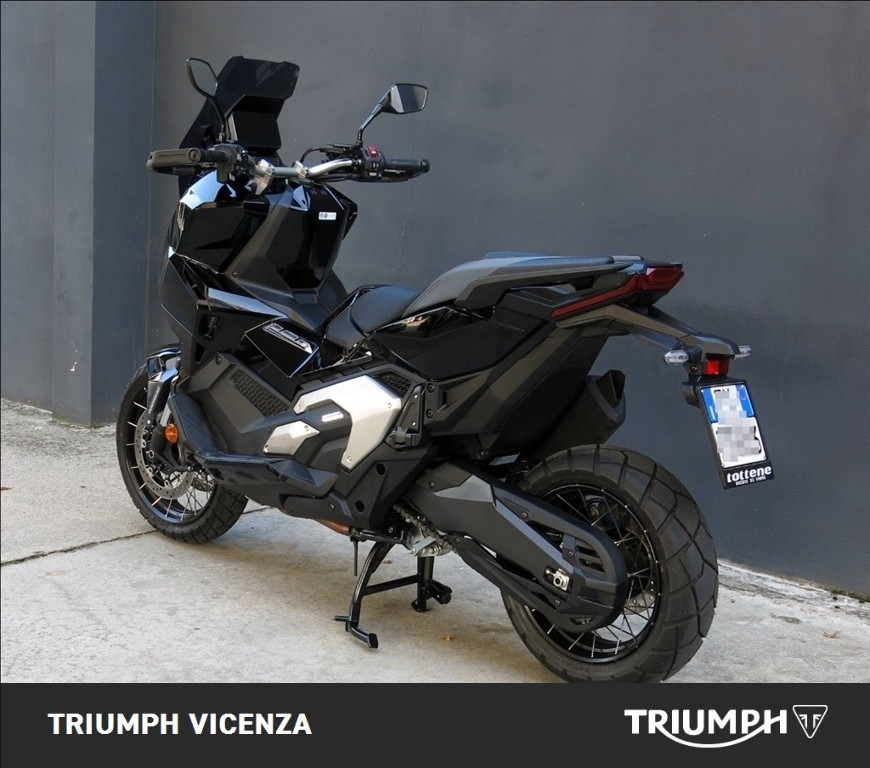HONDA X-ADV 750 DCT Abs #3
