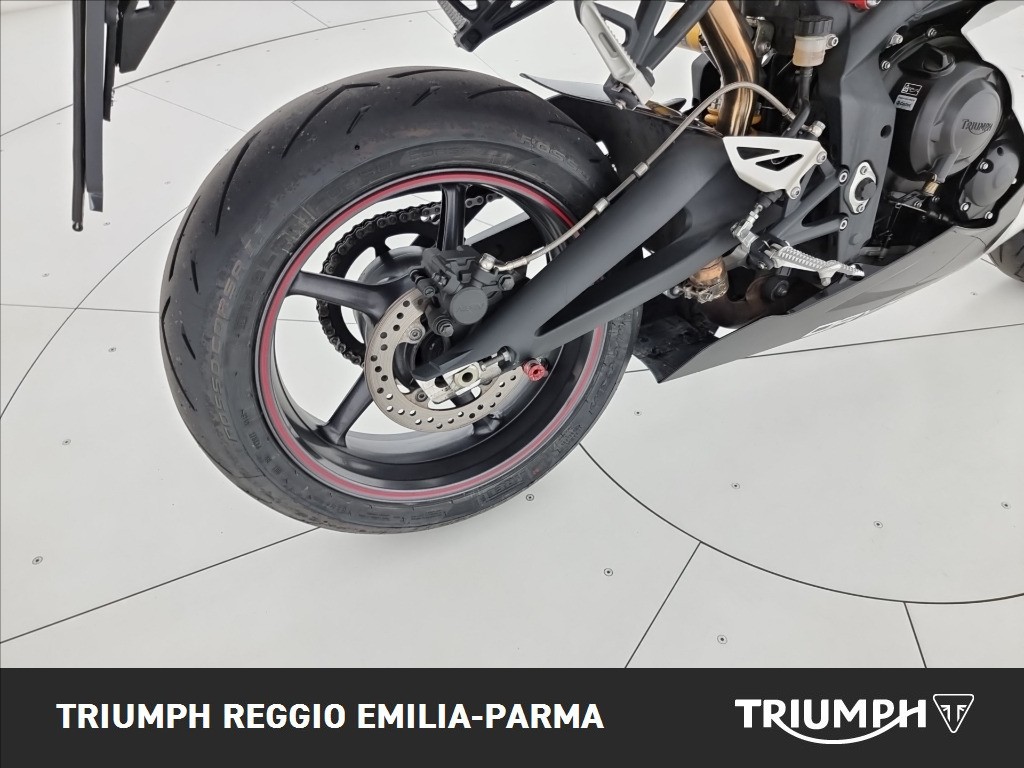 TRIUMPH Daytona 675 