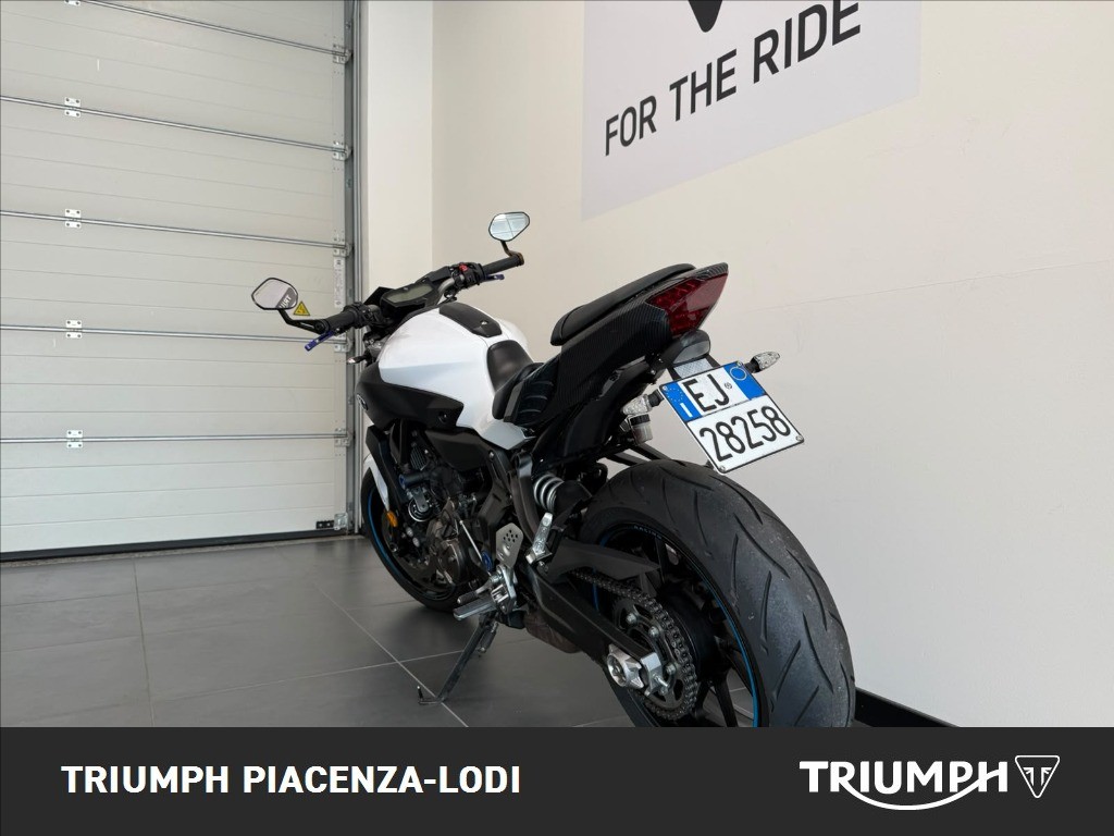YAMAHA MT-07 690 Abs