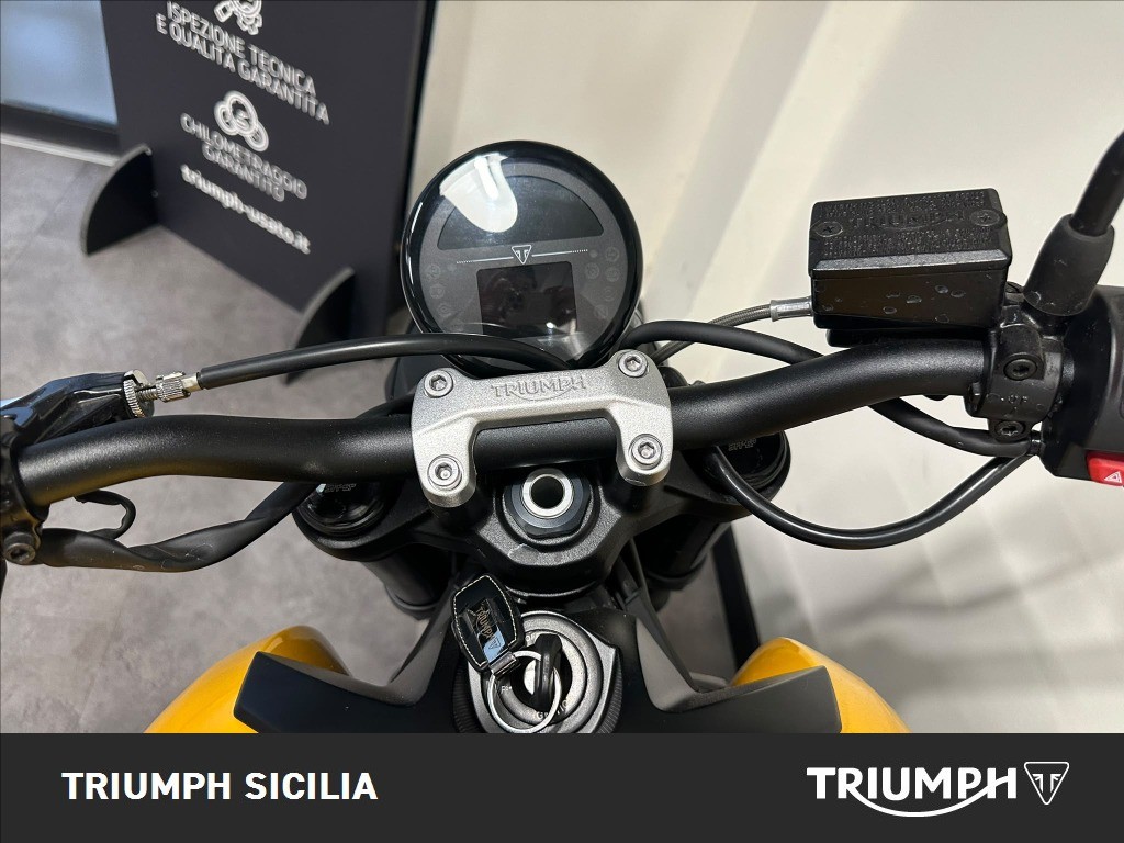 TRIUMPH Trident 660 Cosmic Yellow Abs