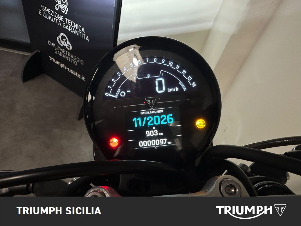 TRIUMPH Trident 660 Cosmic Yellow Abs