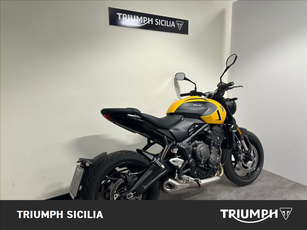 TRIUMPH Trident 660 Cosmic Yellow Abs