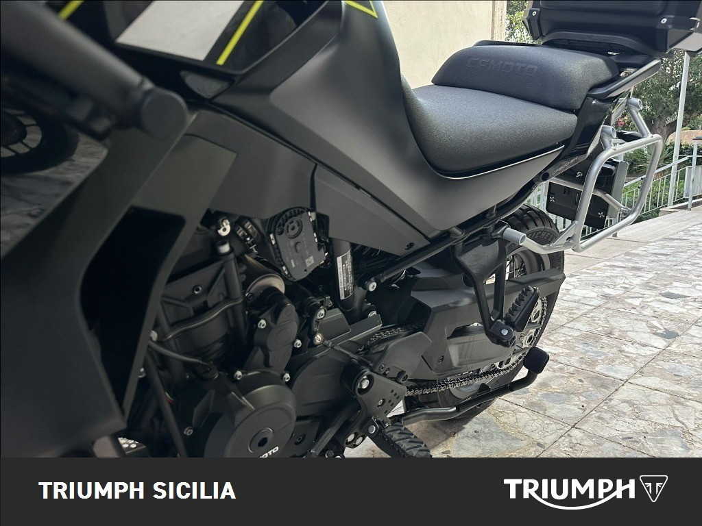 CFMOTO 800 MT Touring Abs E5+