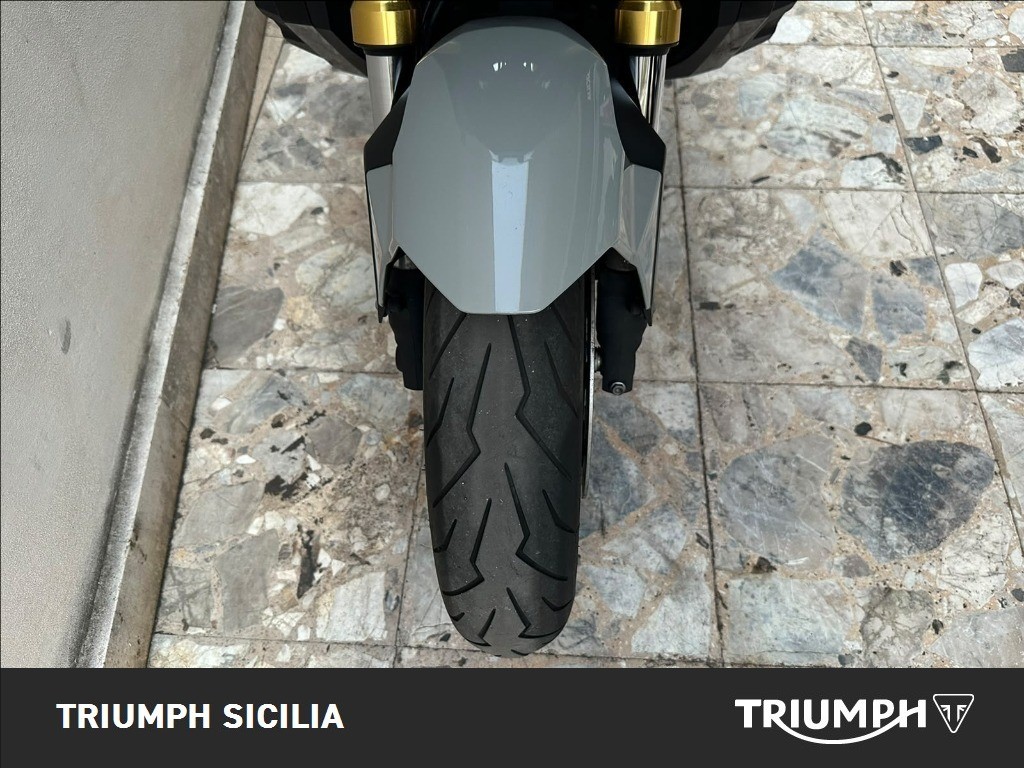 HONDA X-ADV 750 DCT Abs