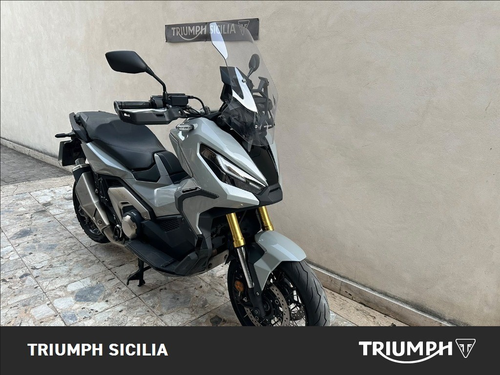 HONDA X-ADV 750 DCT Abs
