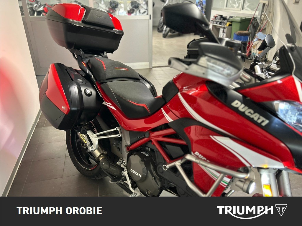 DUCATI Multistrada 1200 S Red