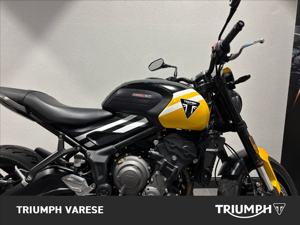 TRIUMPH Trident 660 Cosmic Yellow / Sapphire Black Abs