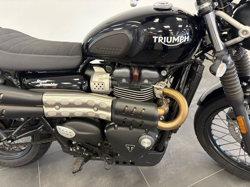 TRIUMPH Street Scrambler 900 