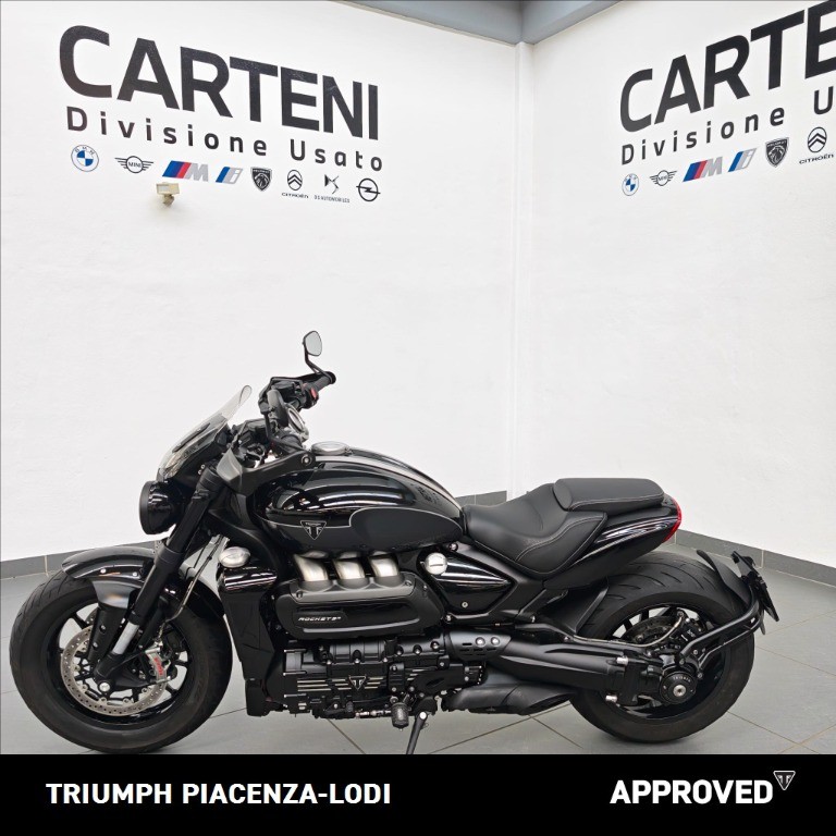 TRIUMPH Rocket III 2500 Storm R